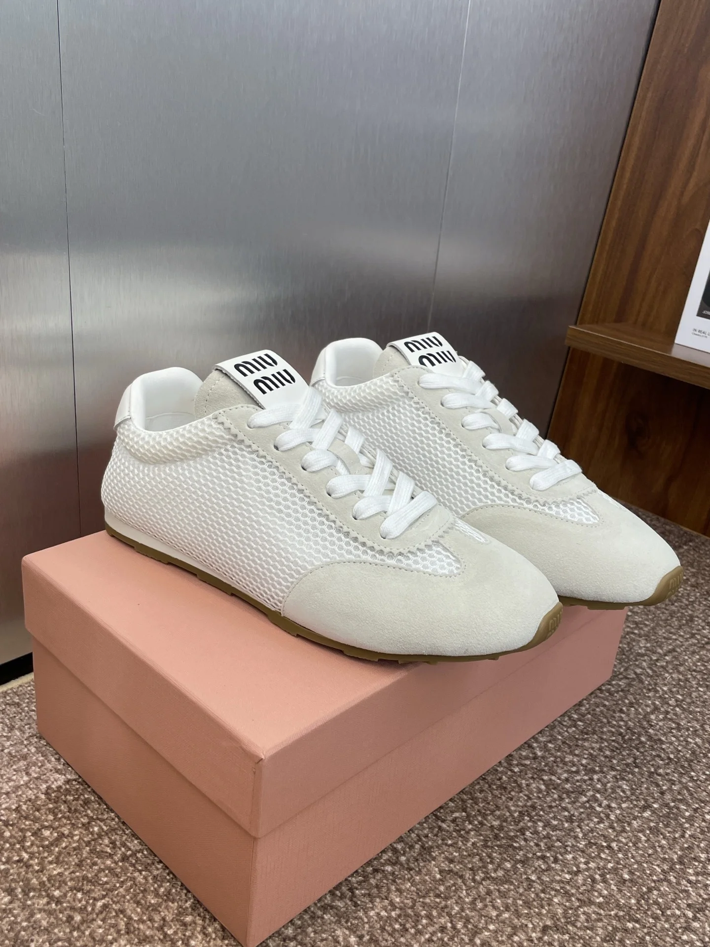 25 봄여름 신상 러닝화 (3color) 상세