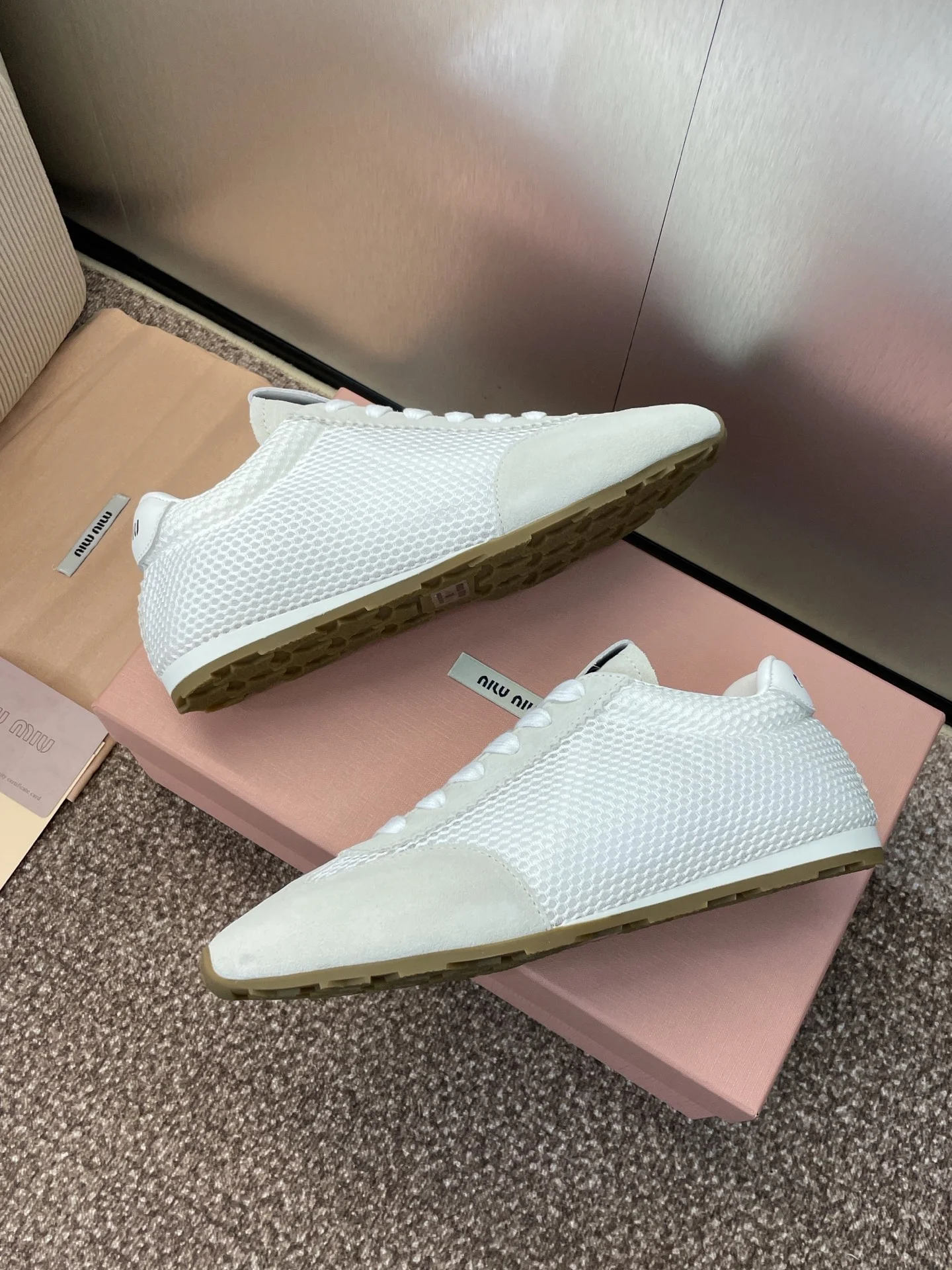 25 봄여름 신상 러닝화 (3color) 상세