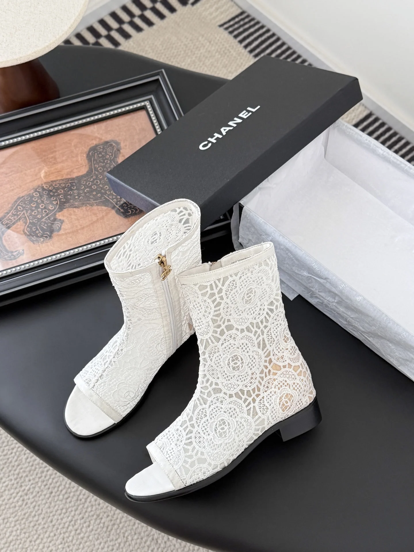 25K 추동 신상 망사자수 앵클부츠(2color) 상세