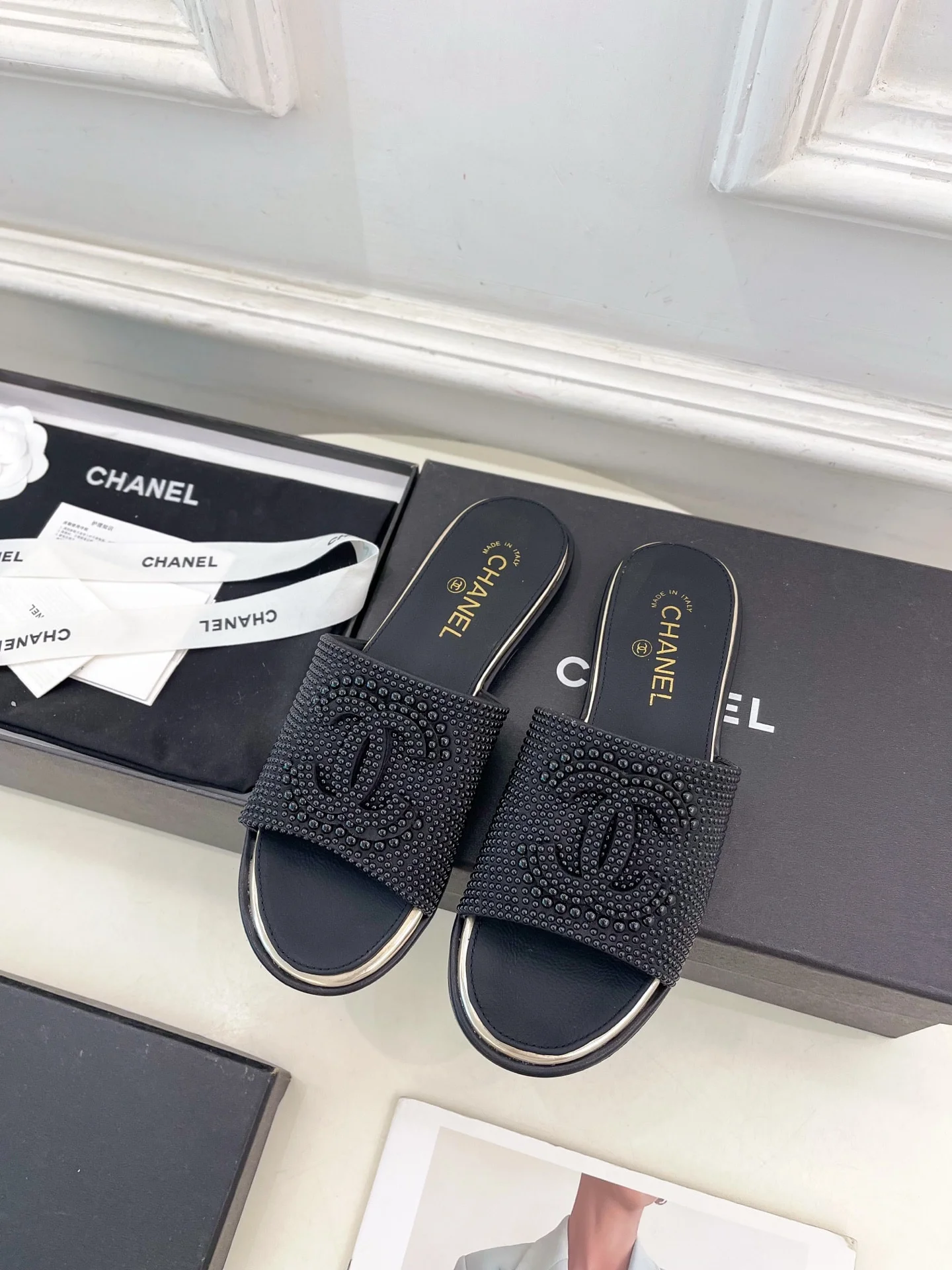 25 춘하 신상 진주 더블 C 플랫 슬리퍼 (2color) 상세