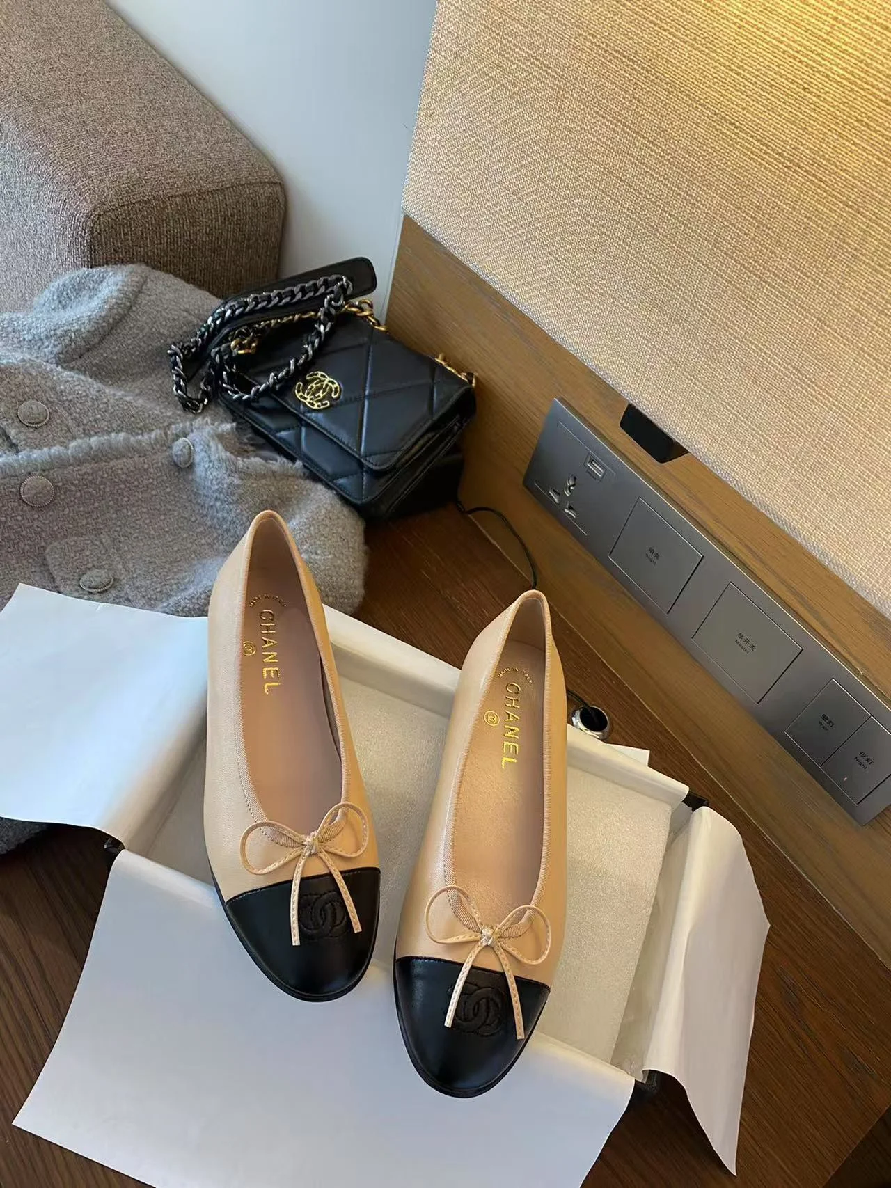 발레리나 플랫 슈즈 베이지 상세