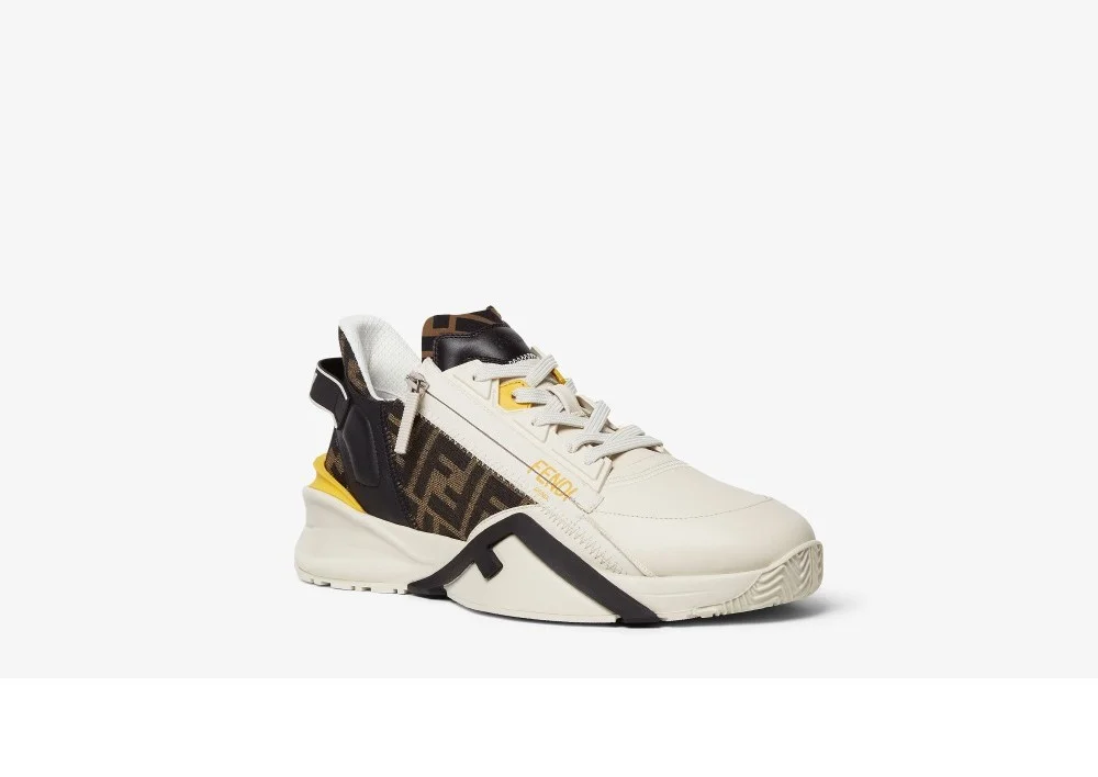 플로우 스니커즈