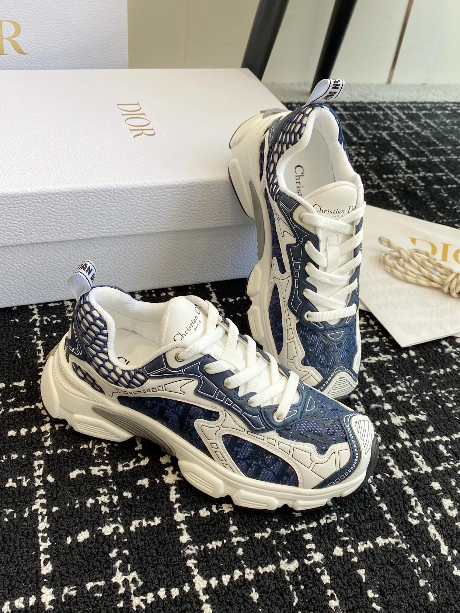 나이키 X 메쉬 운동화