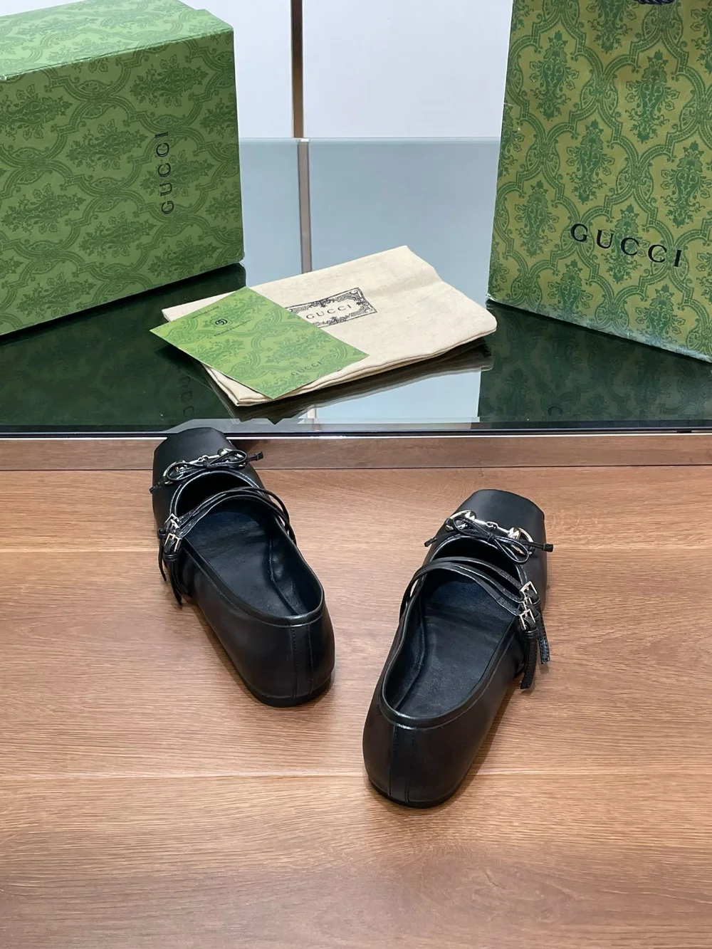 발레슈즈 레더 상세