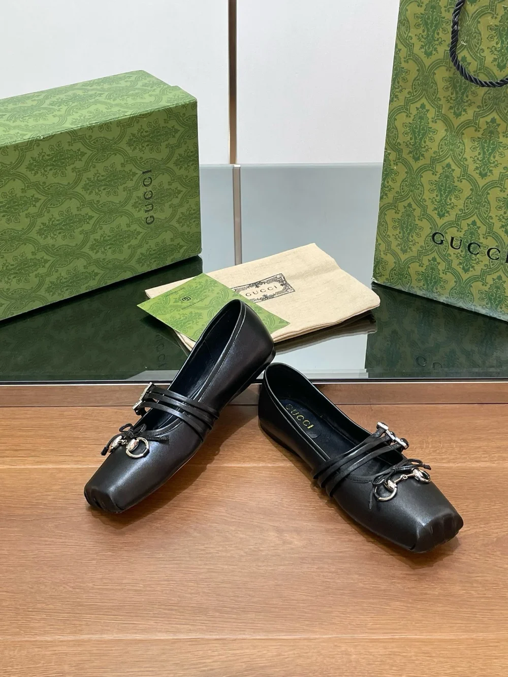 발레슈즈 레더 상세