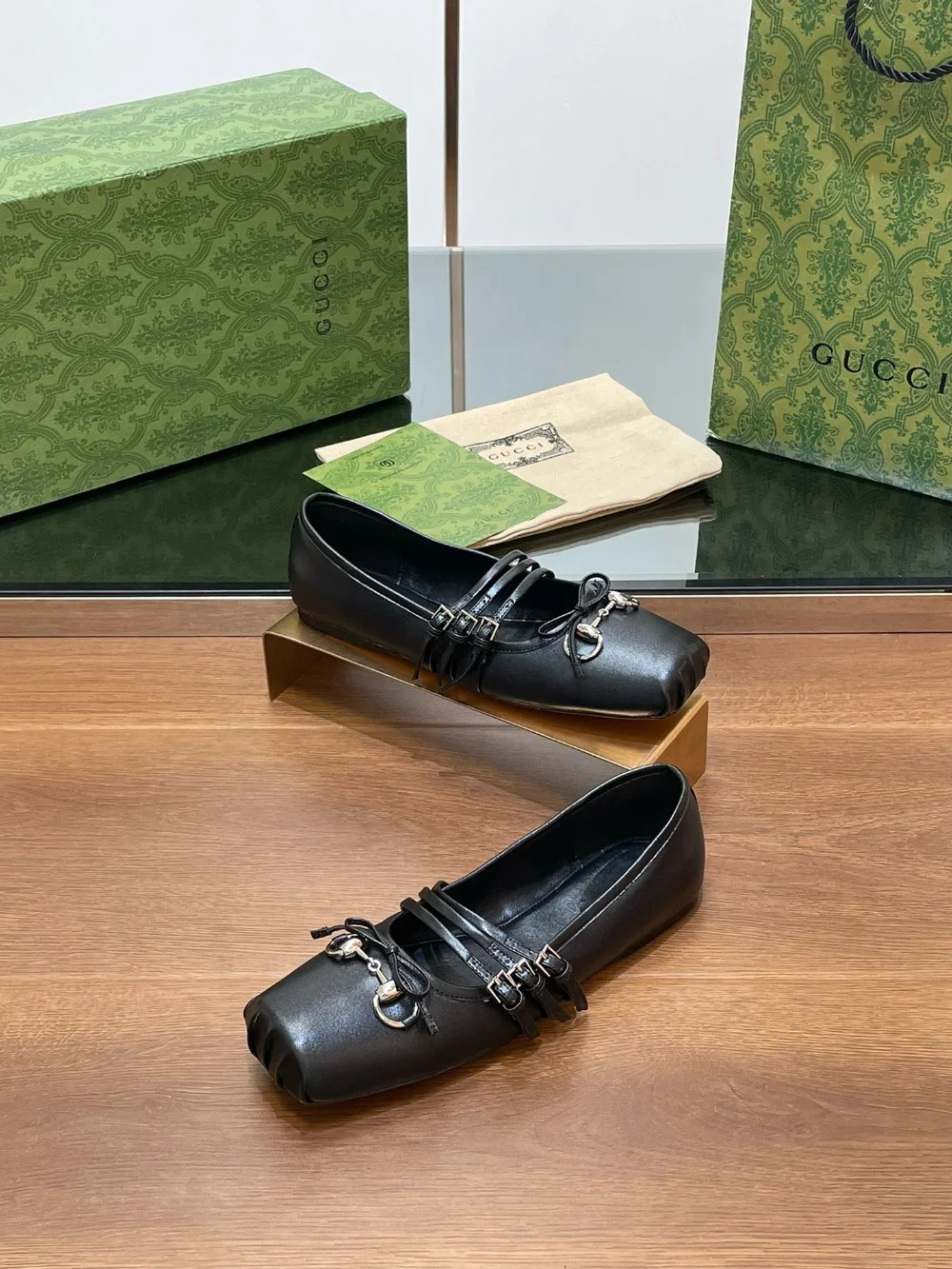 발레슈즈 레더 상세