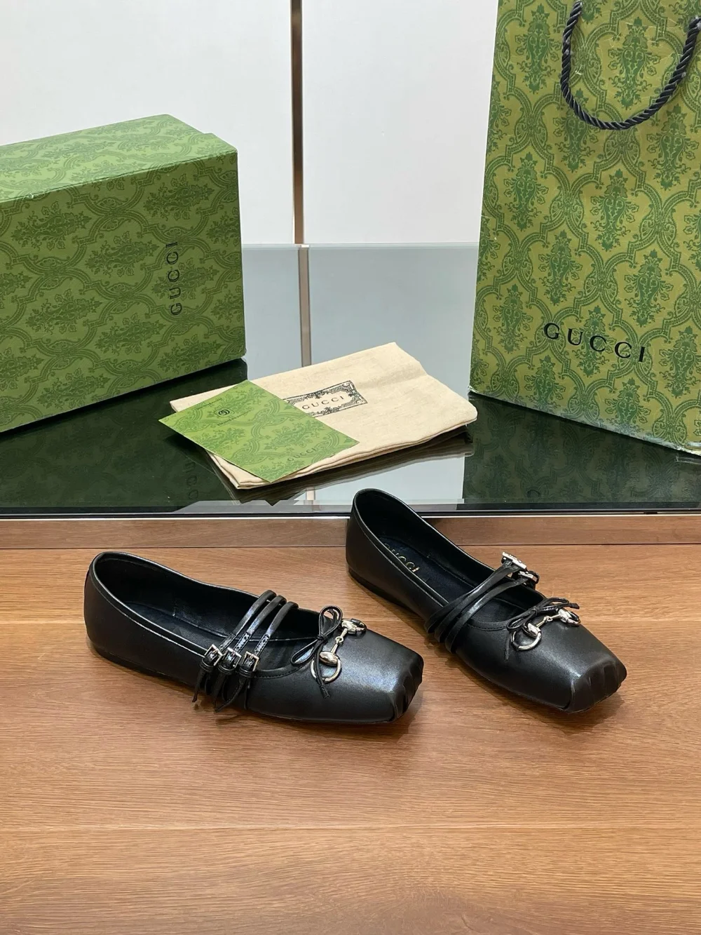 발레슈즈 레더 상세