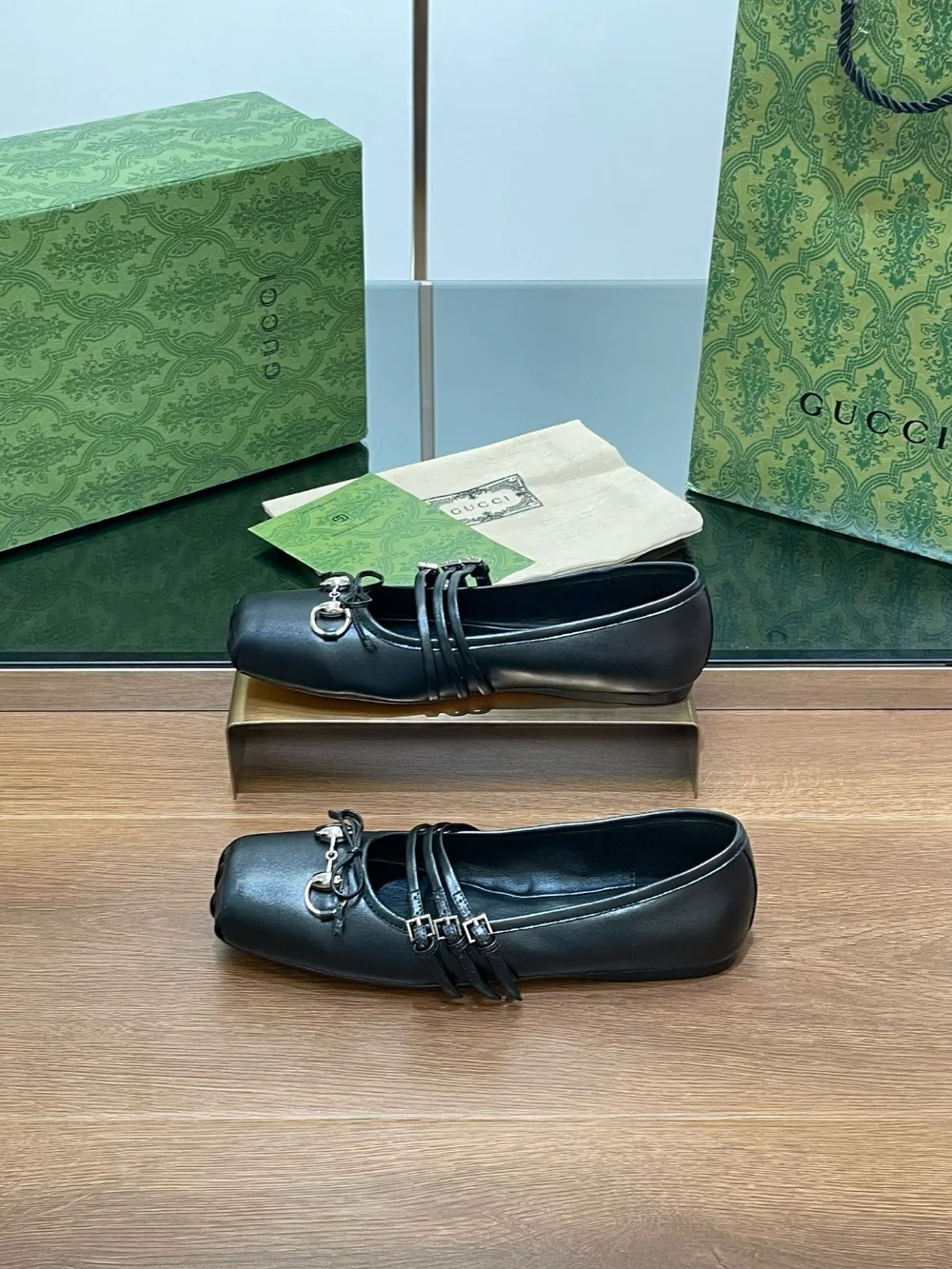 발레슈즈 레더 상세