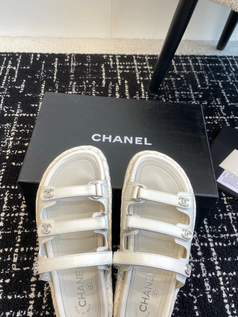 샌들 슬리퍼 화이트 상세