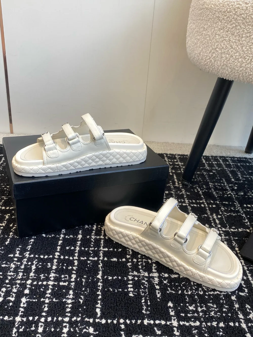 샌들 슬리퍼 화이트 상세