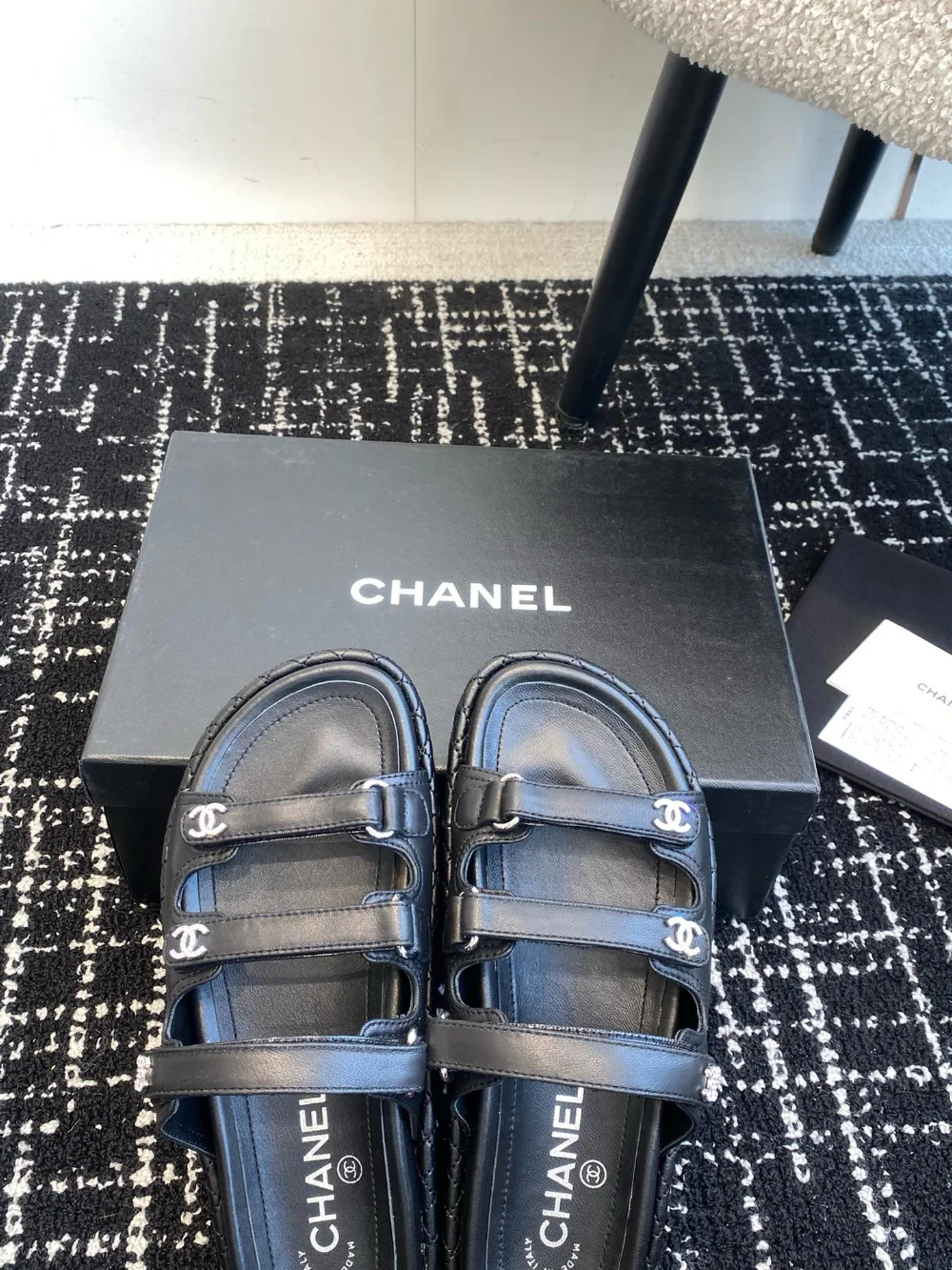 샌들 슬리퍼 블랙 상세