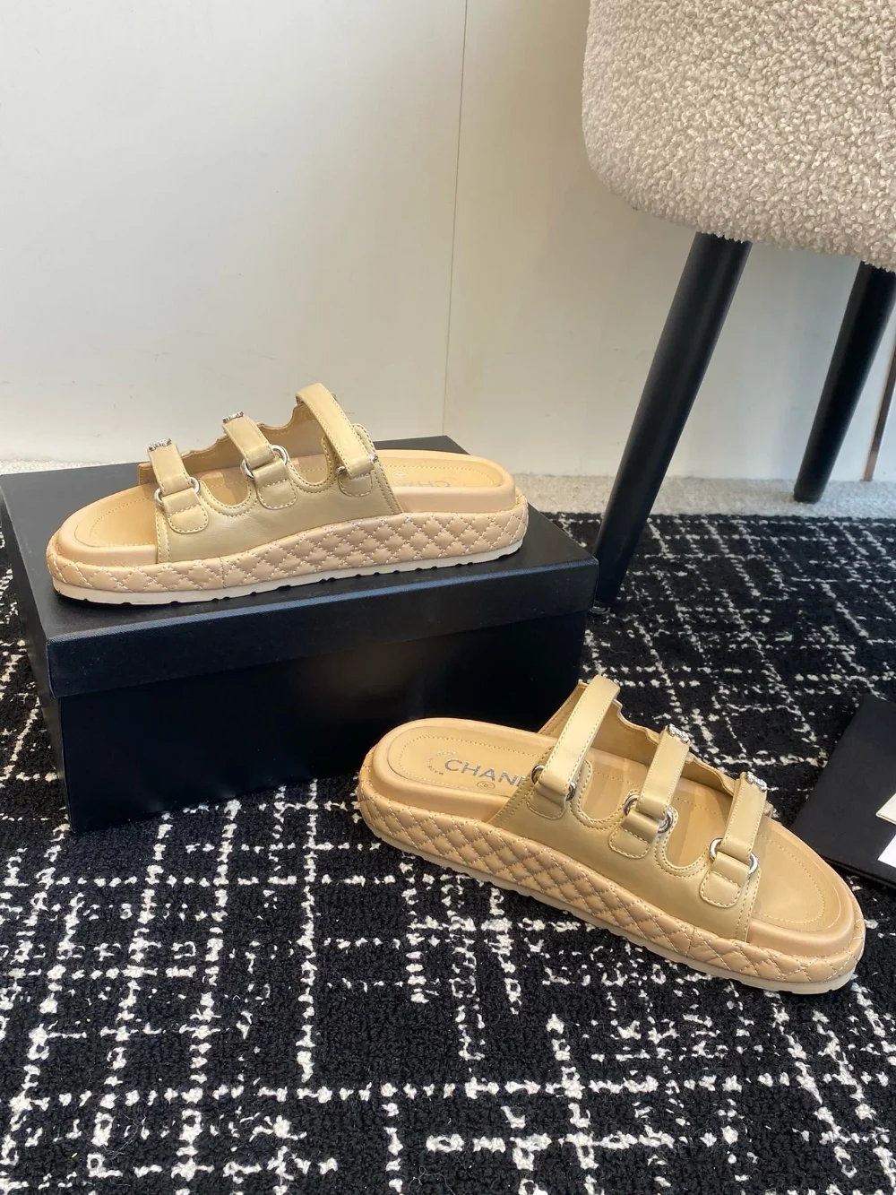 샌들 슬리퍼 베이지 상세