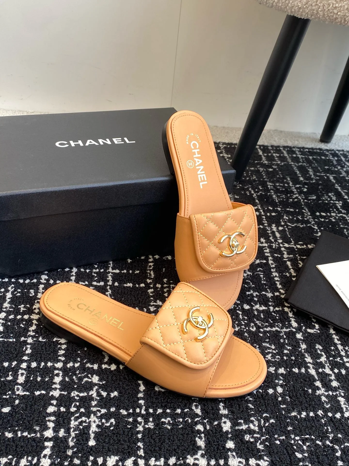 슬라이드 슬리퍼 (브라운)