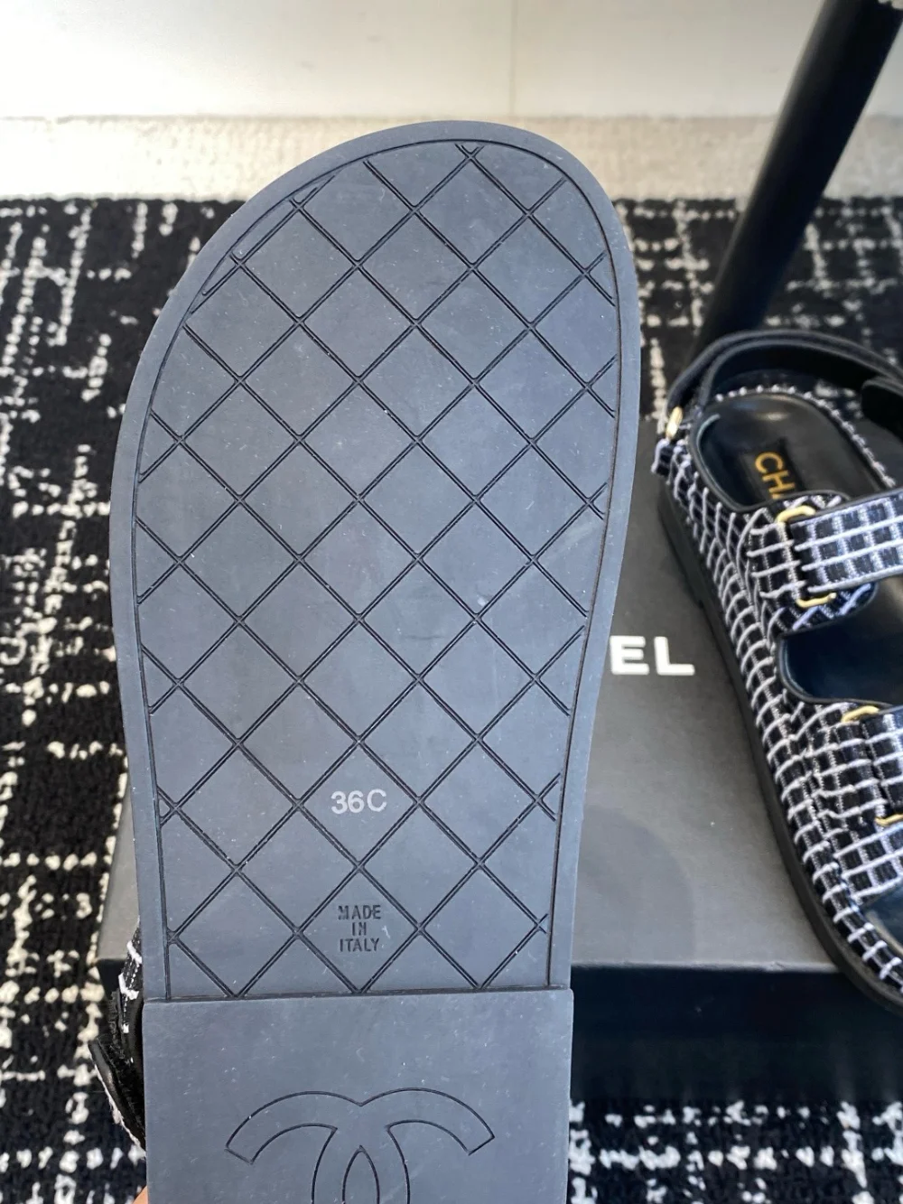 샌들 체크 상세