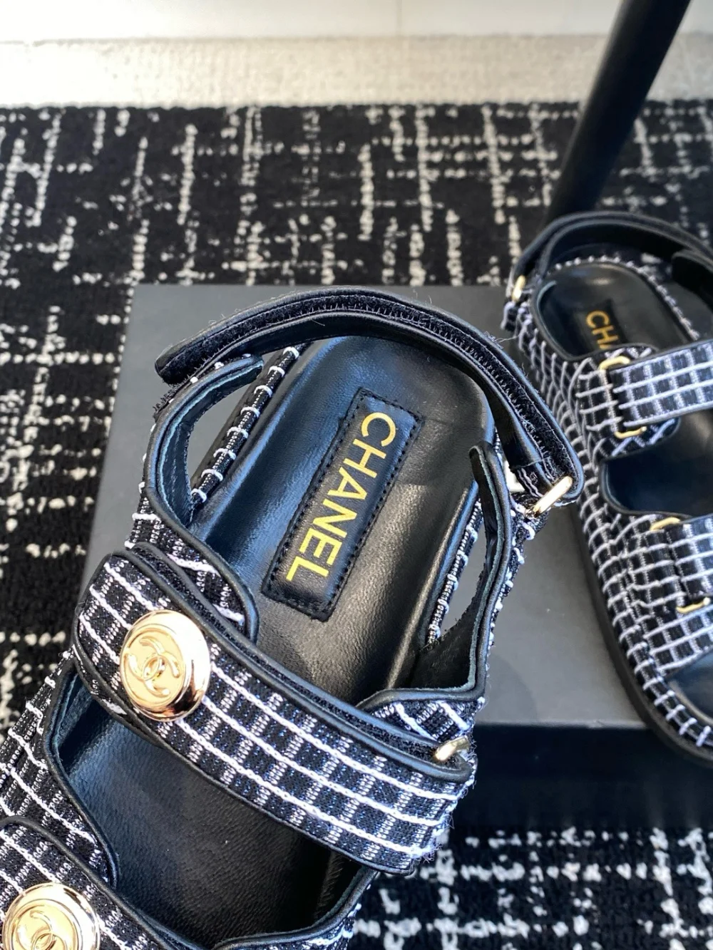 샌들 체크 상세