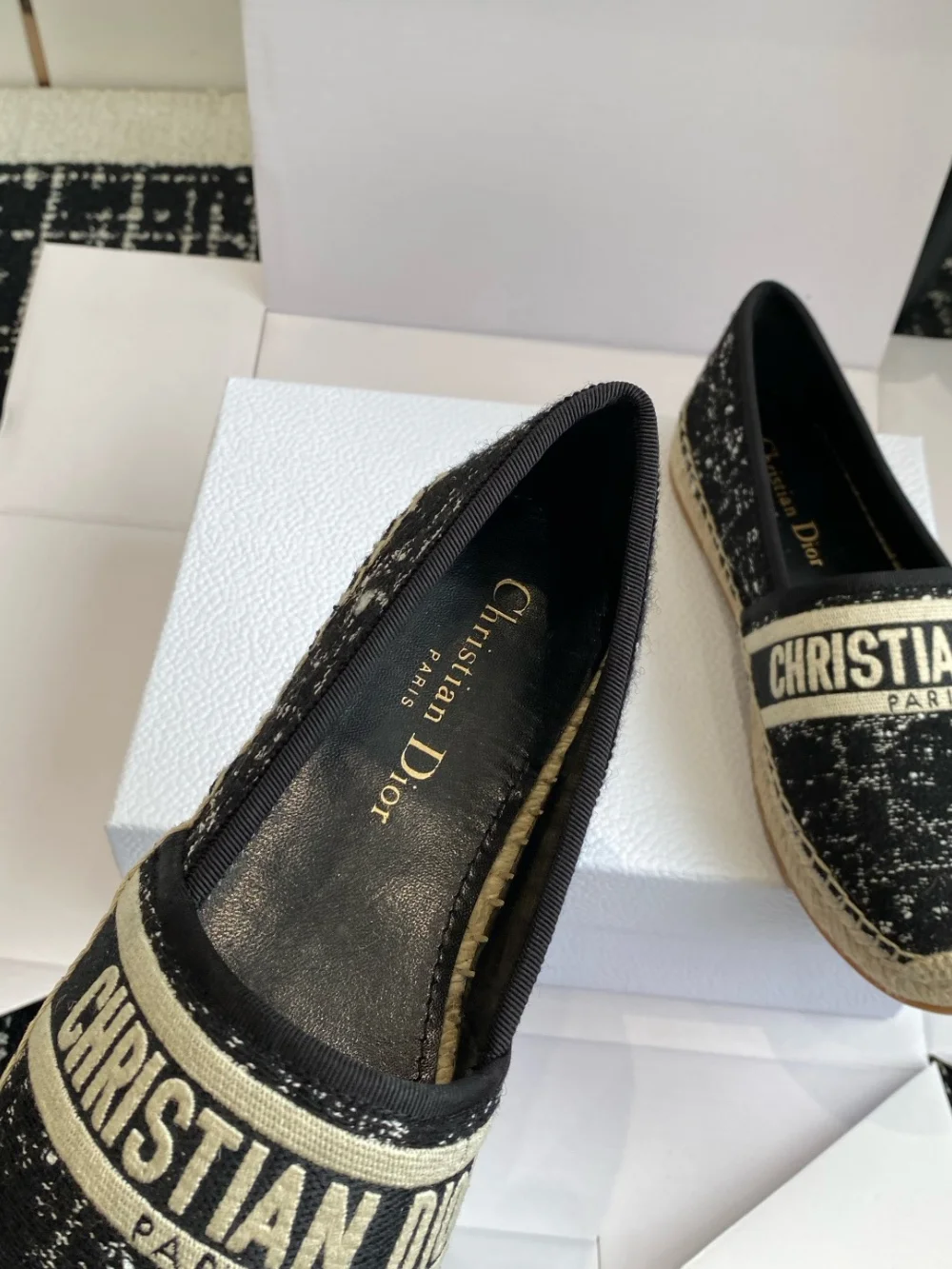 슬립온 스니커즈 상세