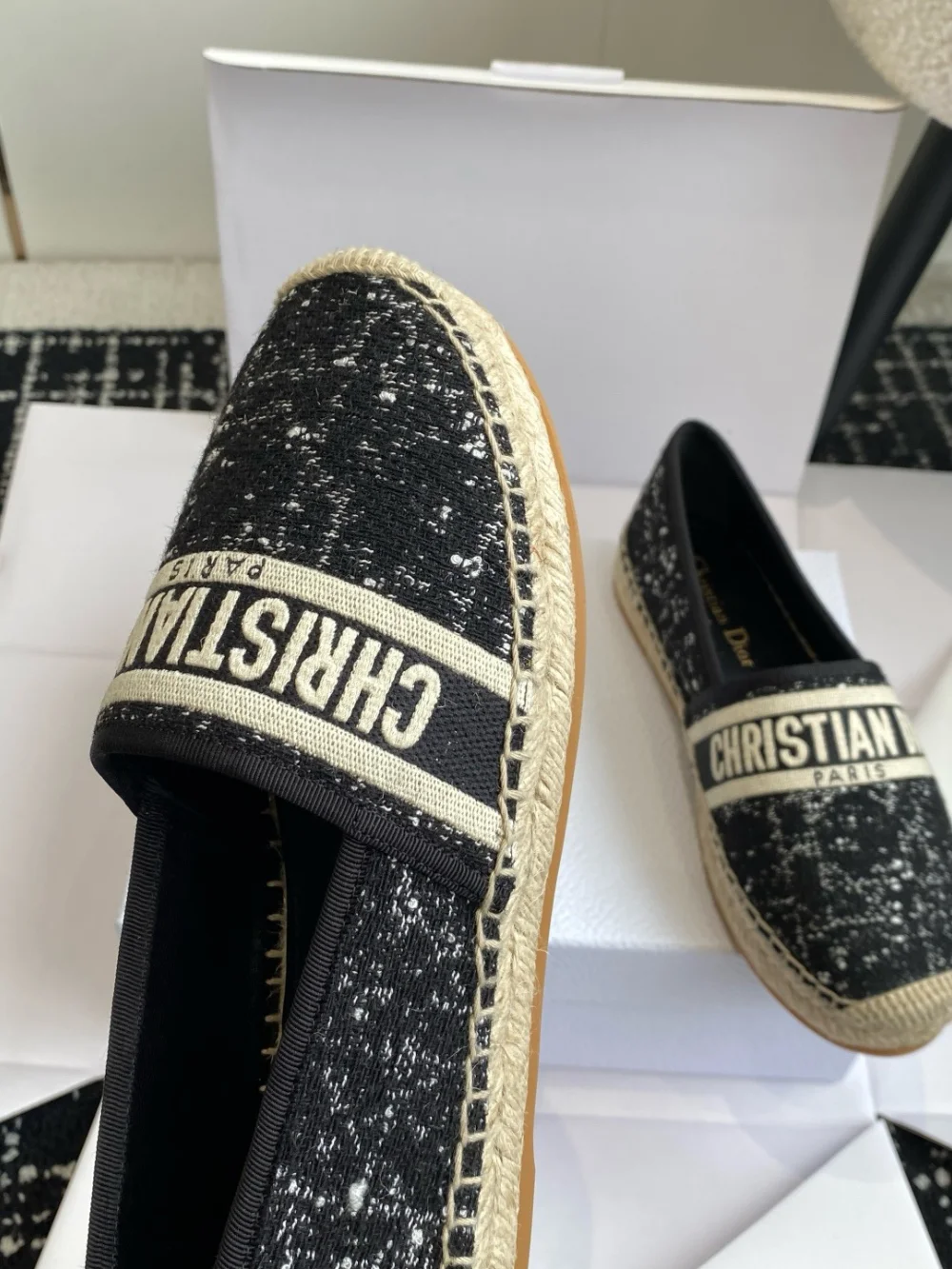 슬립온 스니커즈 상세