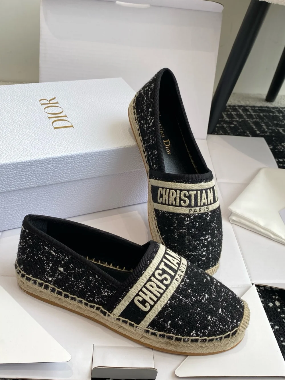 슬립온 스니커즈 상세