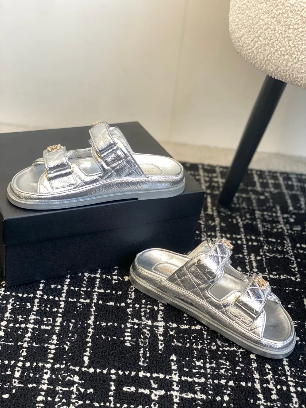 샌들 슬리퍼 금장 (2 color) 상세