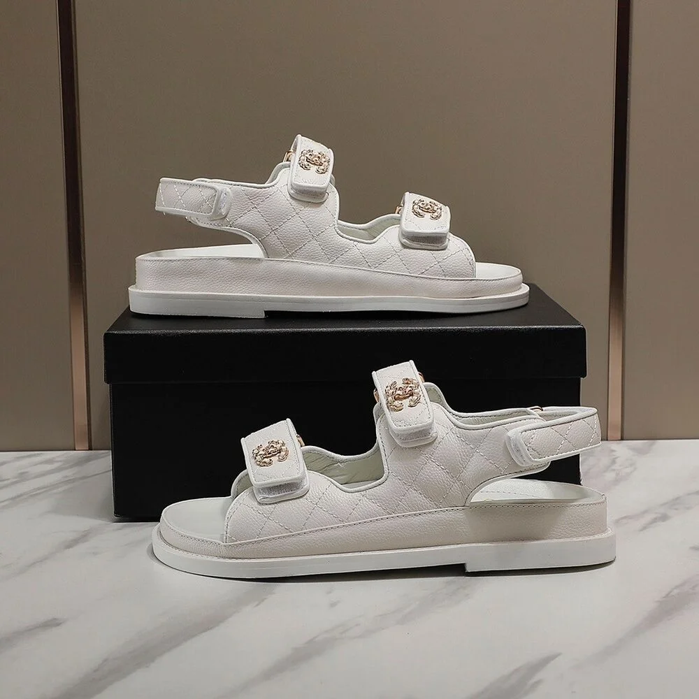 금장 샌들 상세