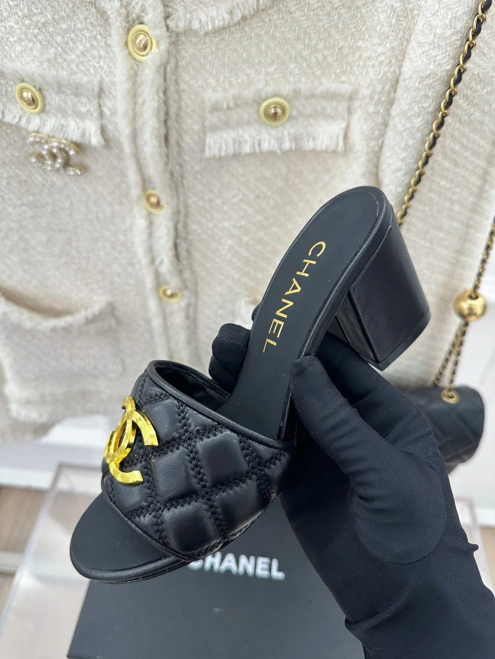 플렛 미들 힐 슬리퍼 상세