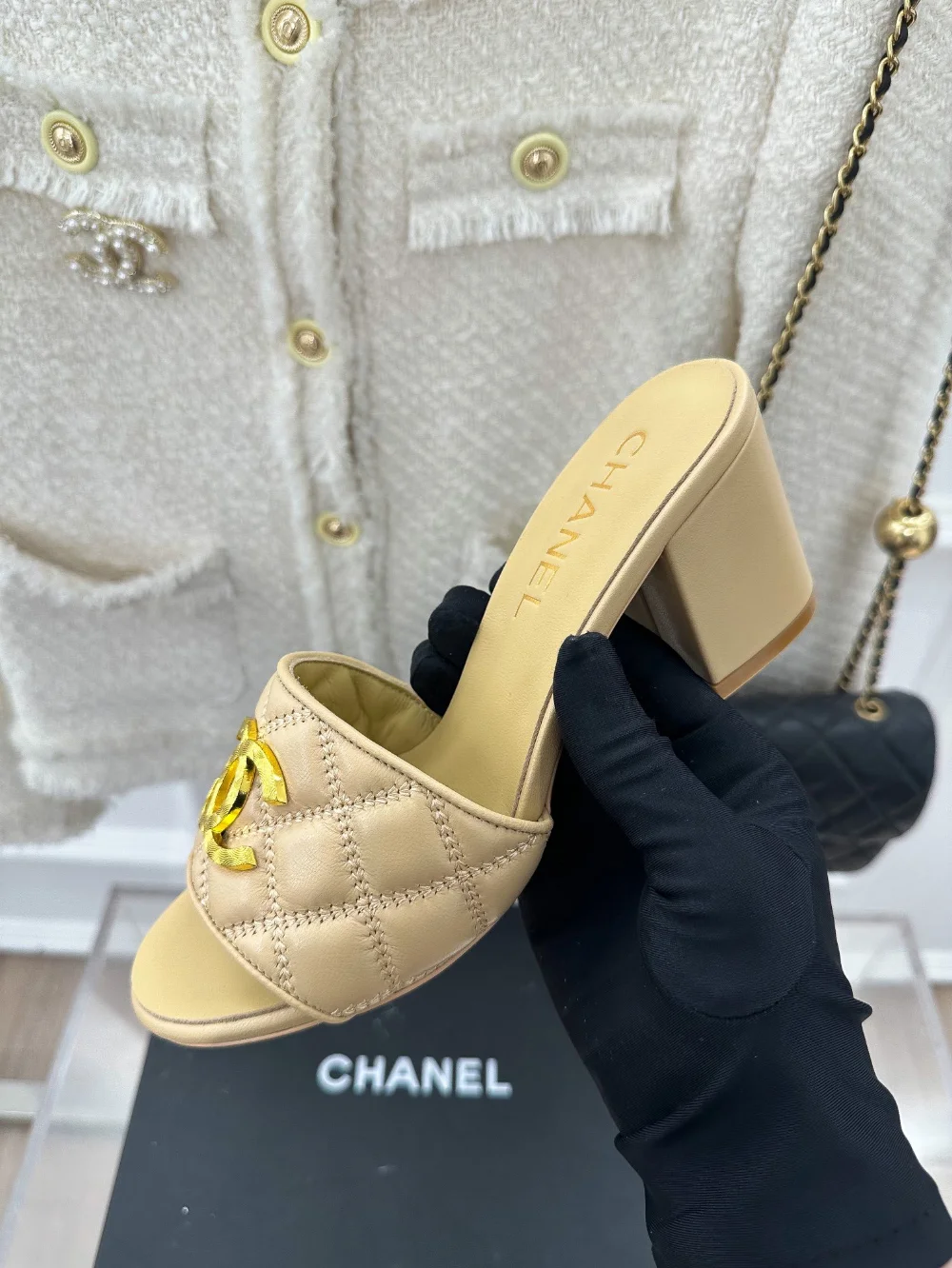 플렛 미들 힐 슬리퍼 상세