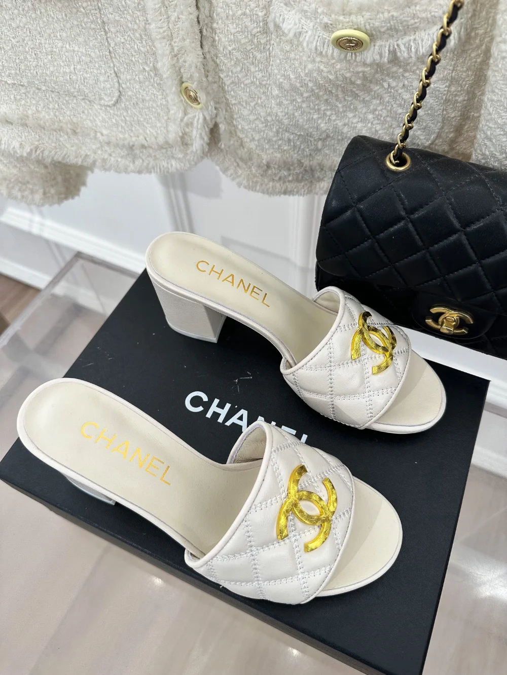 플렛 미들 힐 슬리퍼 상세