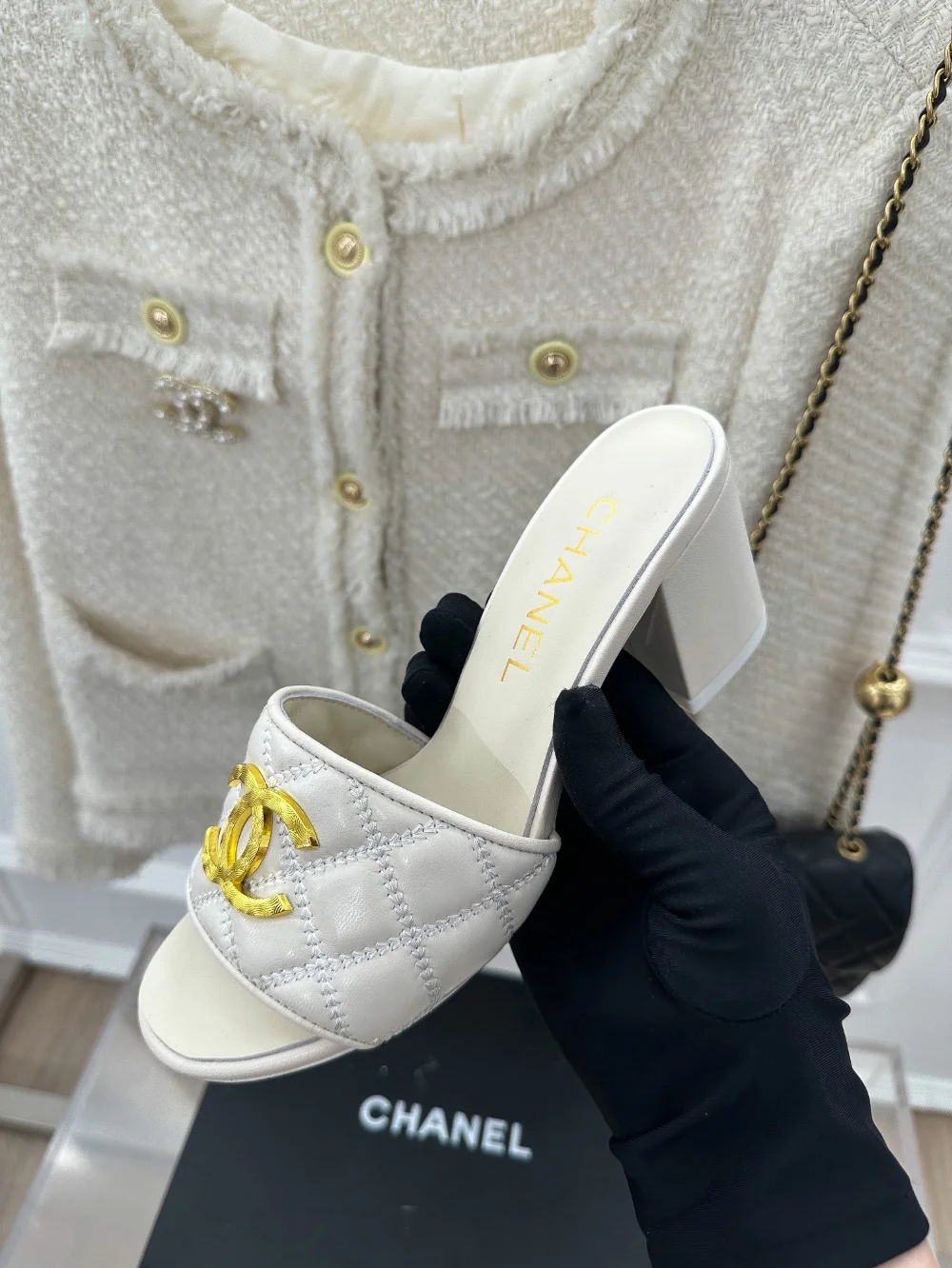 플렛 미들 힐 슬리퍼 상세