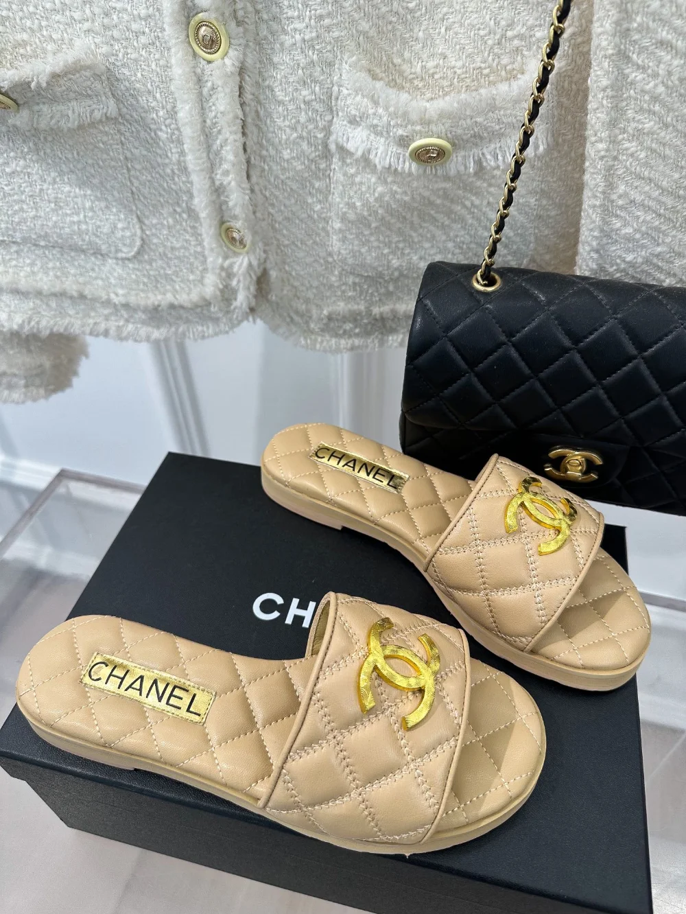 로고 플렛 슬리퍼 상세