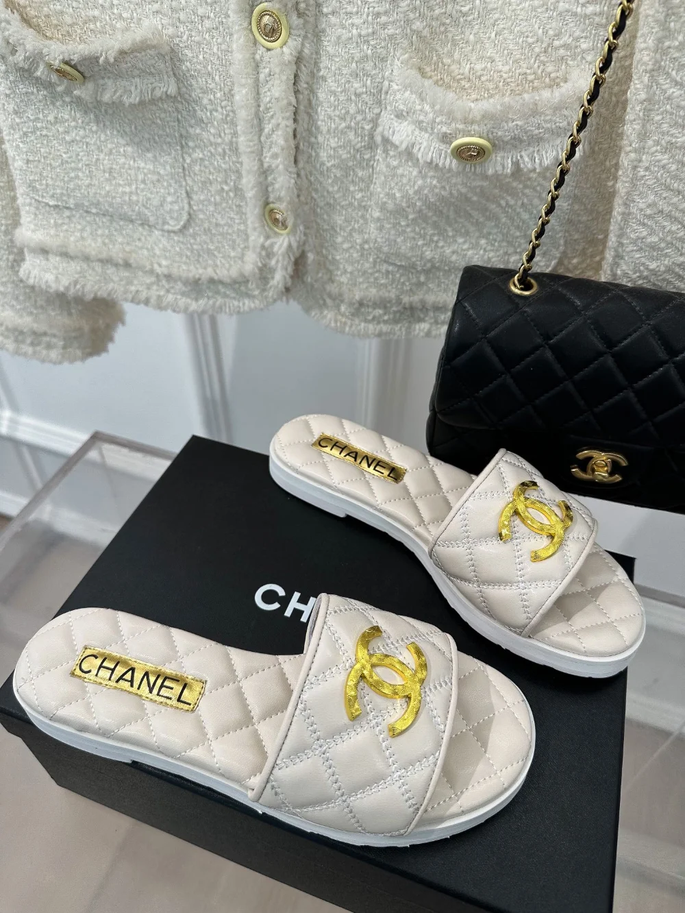 로고 플렛 슬리퍼 상세