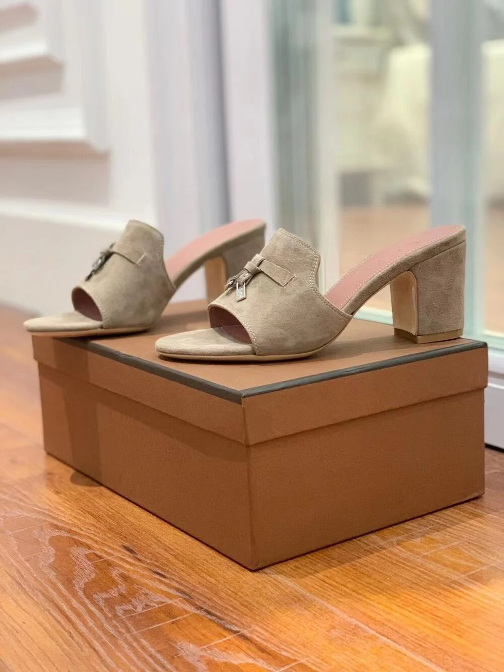 스웨이드 뮬 (굽 6.5cm) 상세