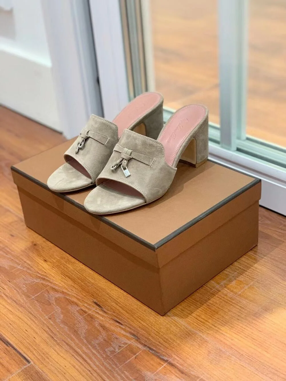 스웨이드 뮬 (굽 6.5cm) 상세