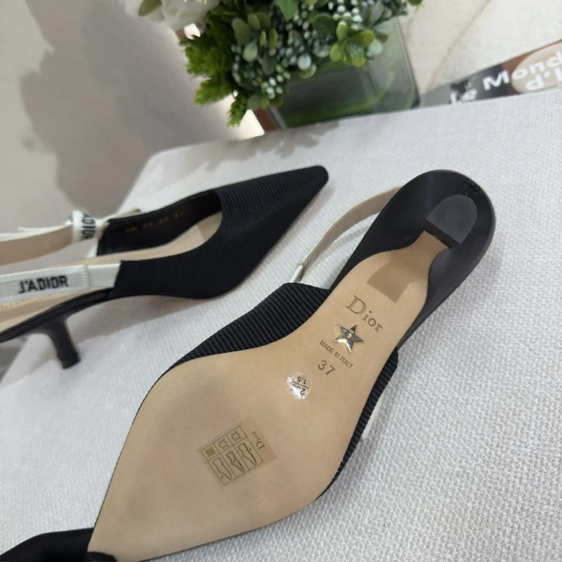 슬링백 토 키튼 힐 상세