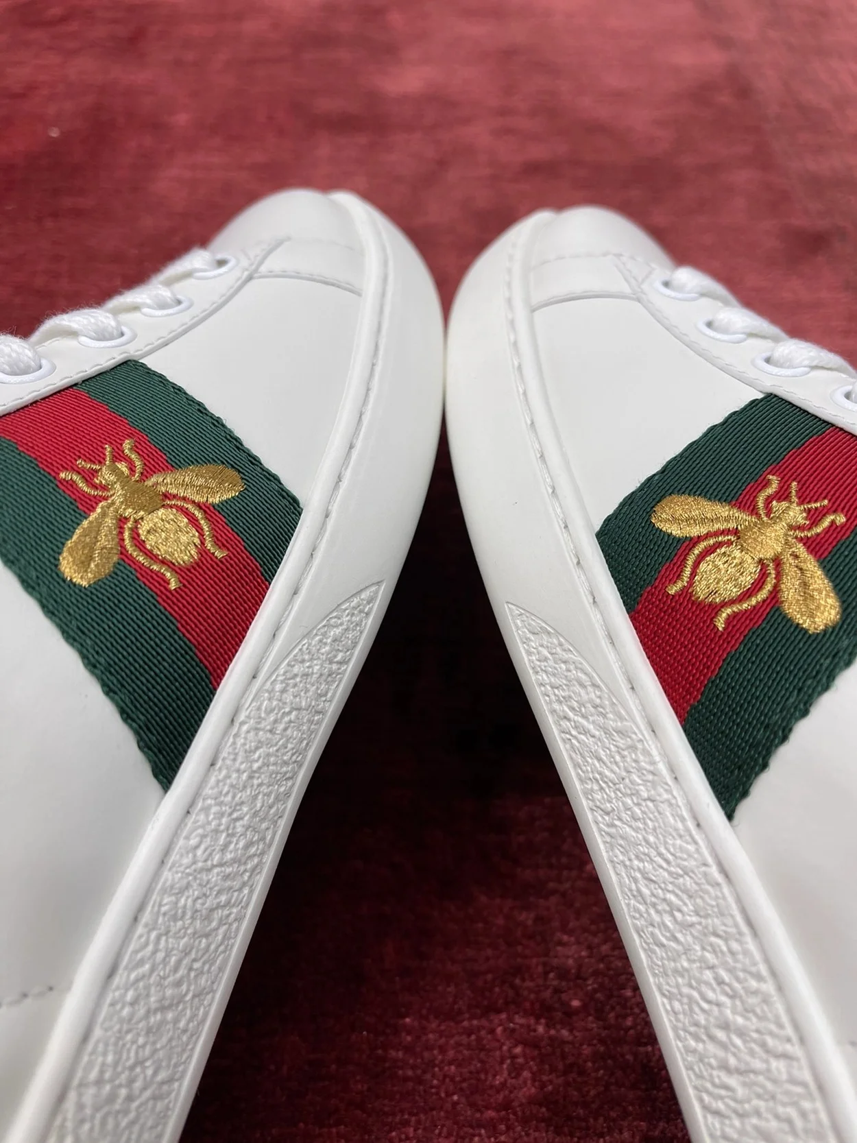 BEE 자수 에이스 스니커즈 상세