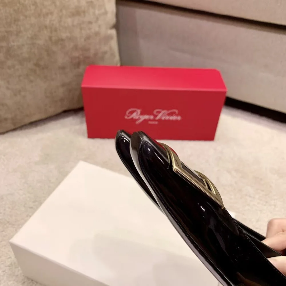 트럼펫 메탈 버클 펌프스 상세