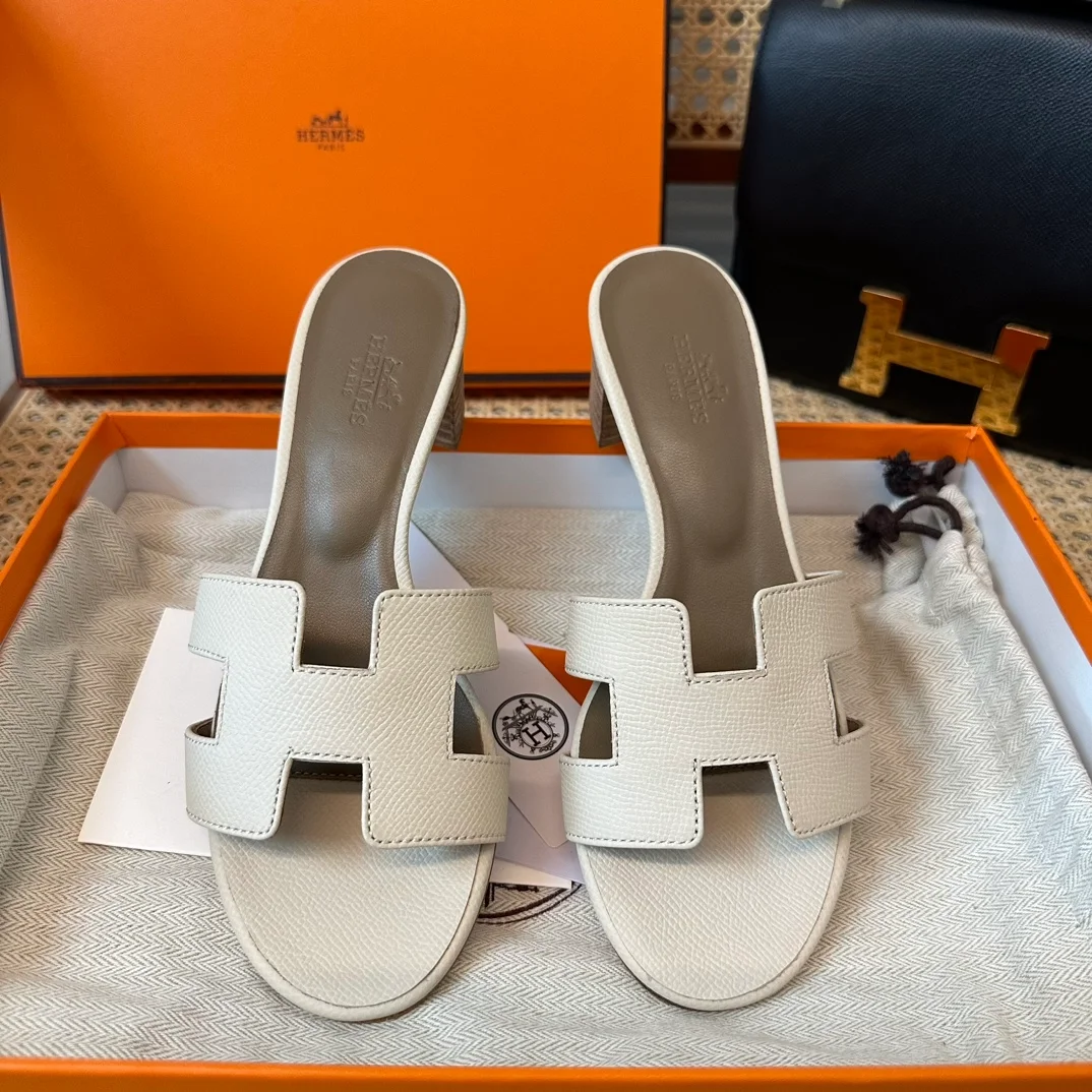 오아시스 샌들 카프스킨 화이트 상세