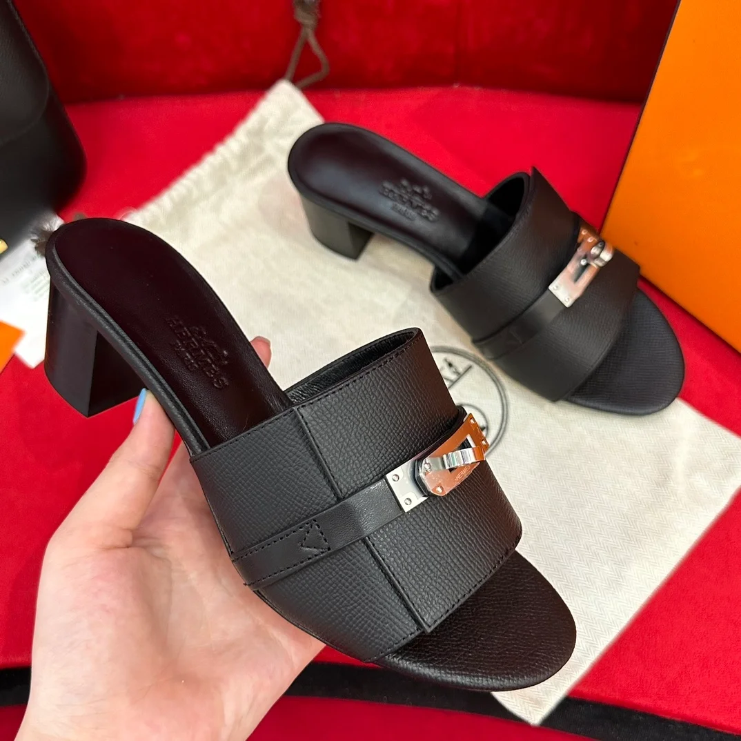 지지 50 샌들 카프스킨 & 팔라듐 하드웨어 누아 상세