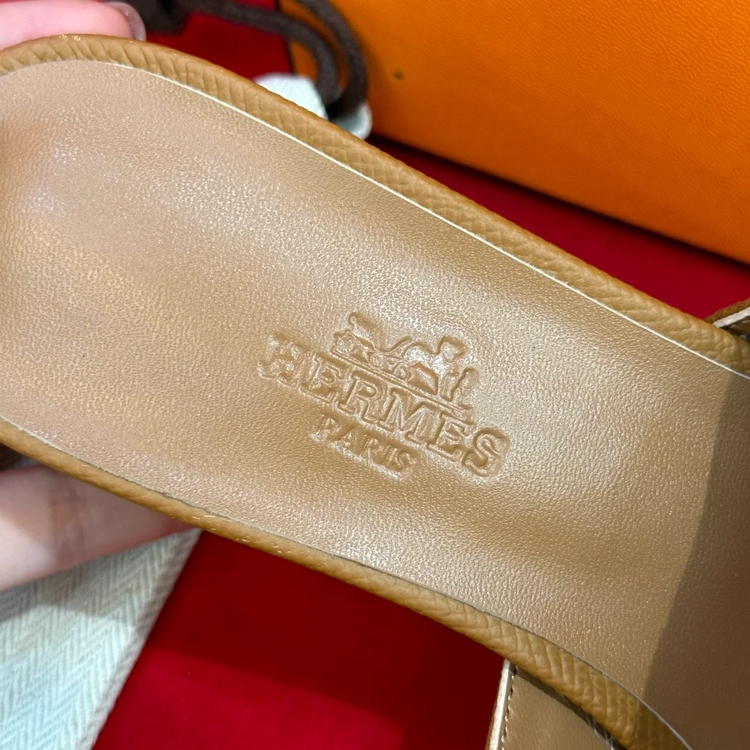 지지 50 카프스킨 & 팔라듐 하드웨어 나뛰렐 상세