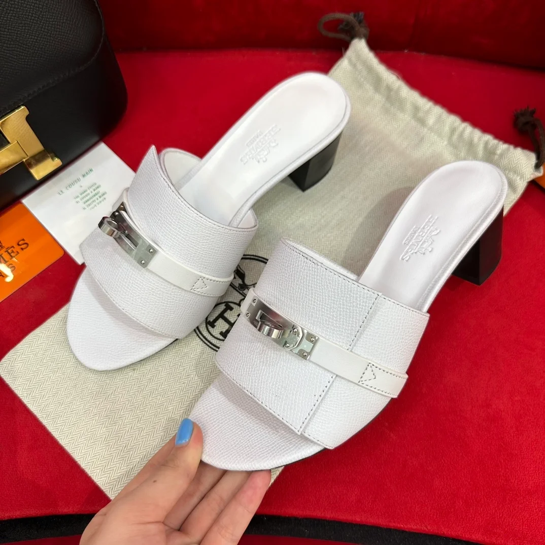 지지 50 샌들 카프스킨 & 팔라듐 하드웨어 블랑 상세