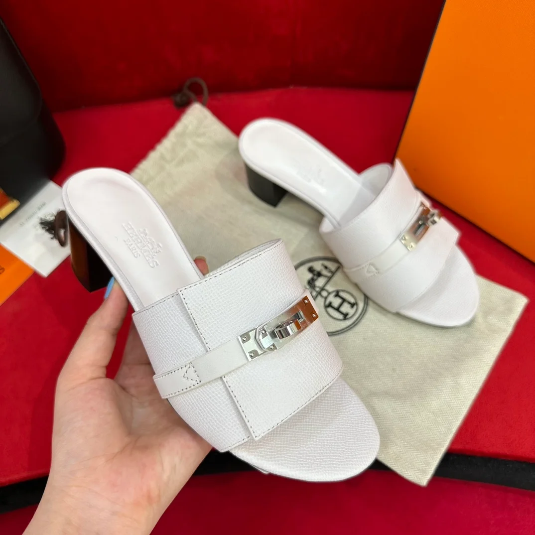 지지 50 샌들 카프스킨 & 팔라듐 하드웨어 블랑 상세