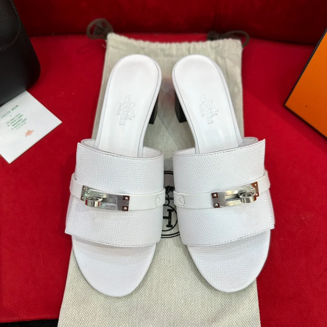 지지 50 샌들 카프스킨 & 팔라듐 하드웨어 블랑 상세