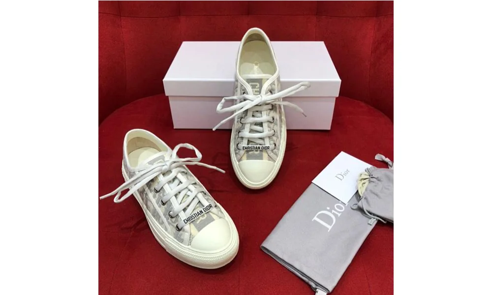 오블리크 스니커즈 상세