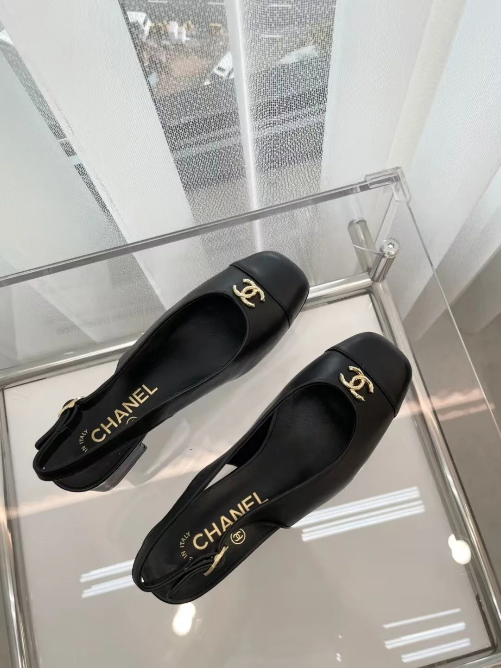 슬링백 샌들 상세