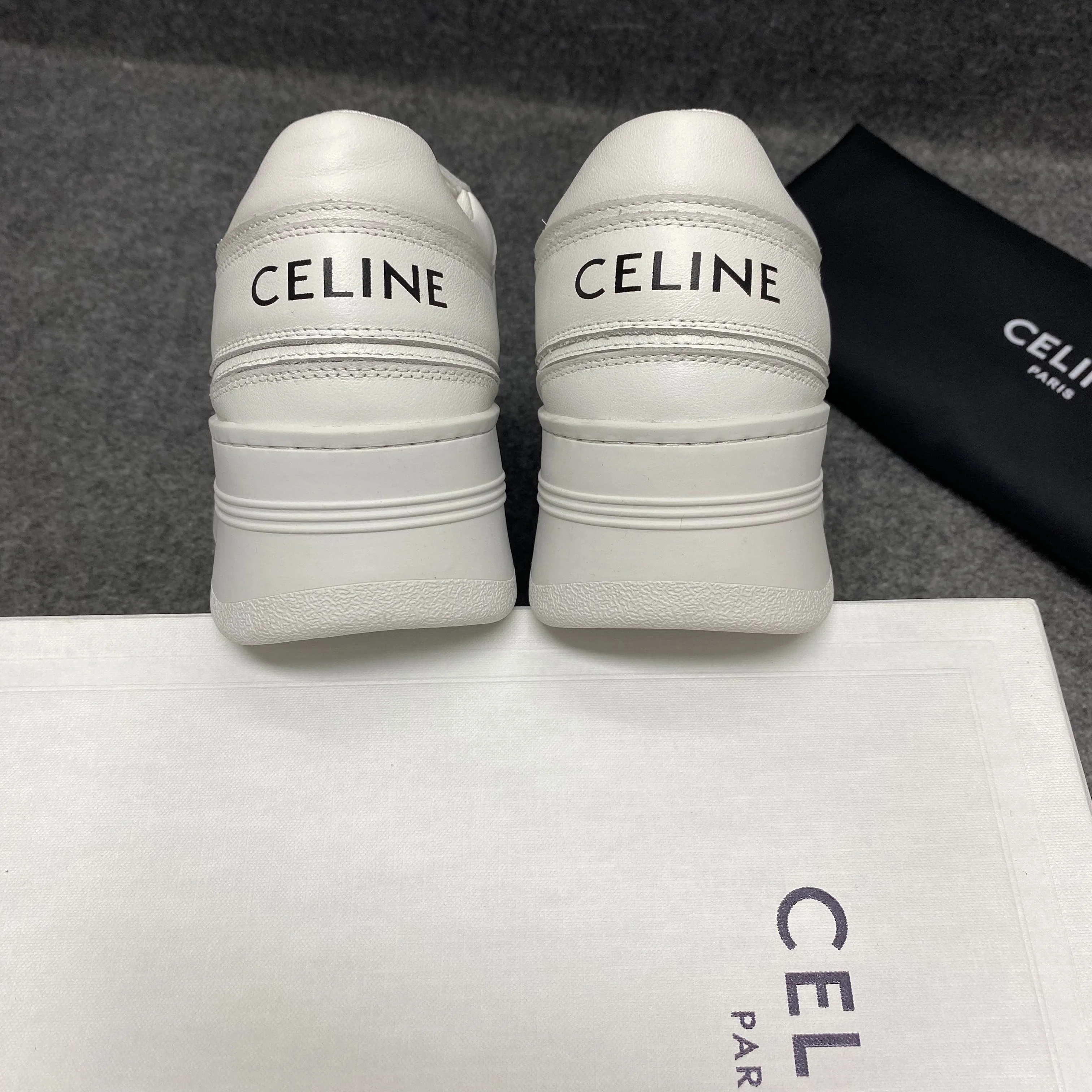 트레이너 로우탑 스니커즈 (5.5cm) 상세