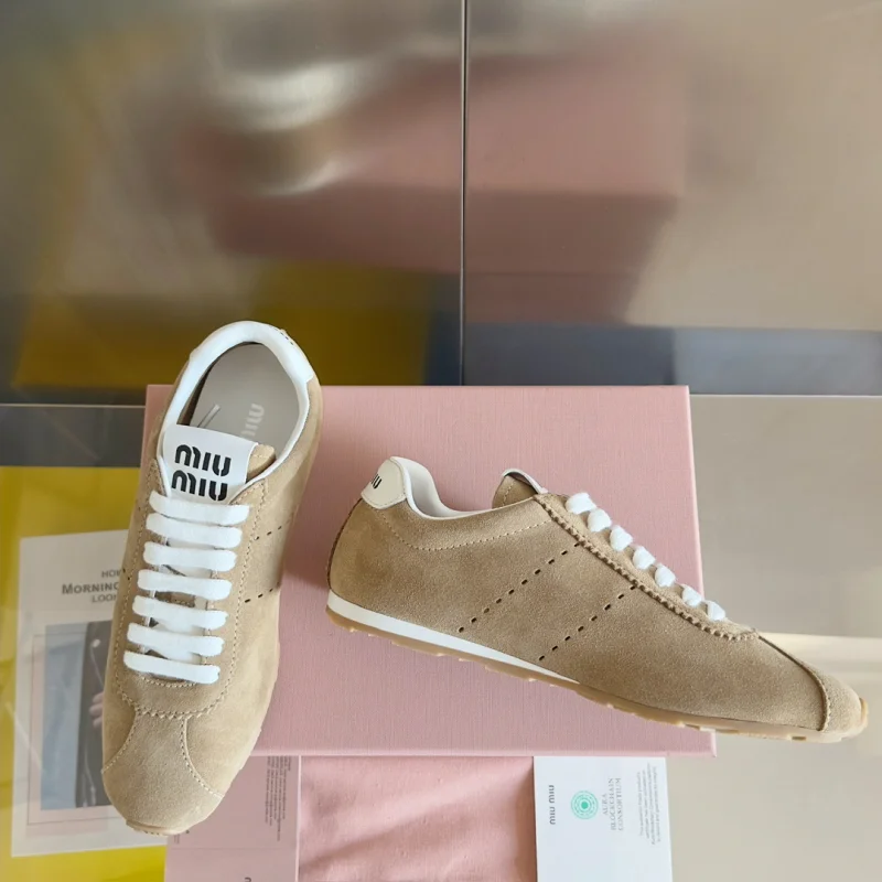 플룸 스웨이드 스니커즈 상세