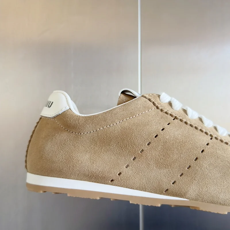 플룸 스웨이드 스니커즈 상세