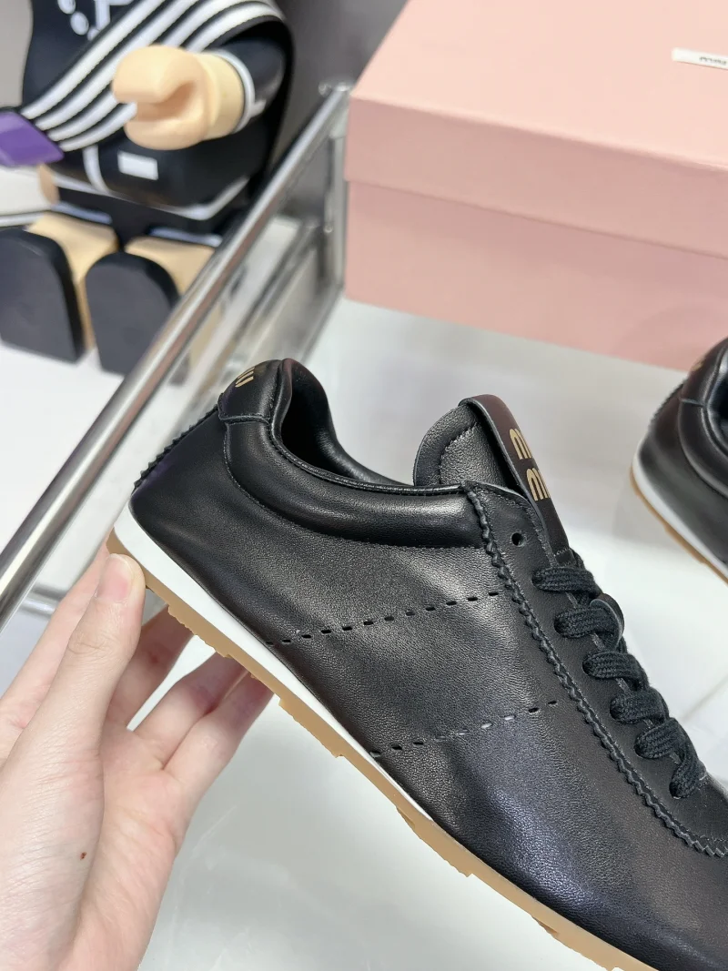 플룸 나파 가죽 스니커즈 상세