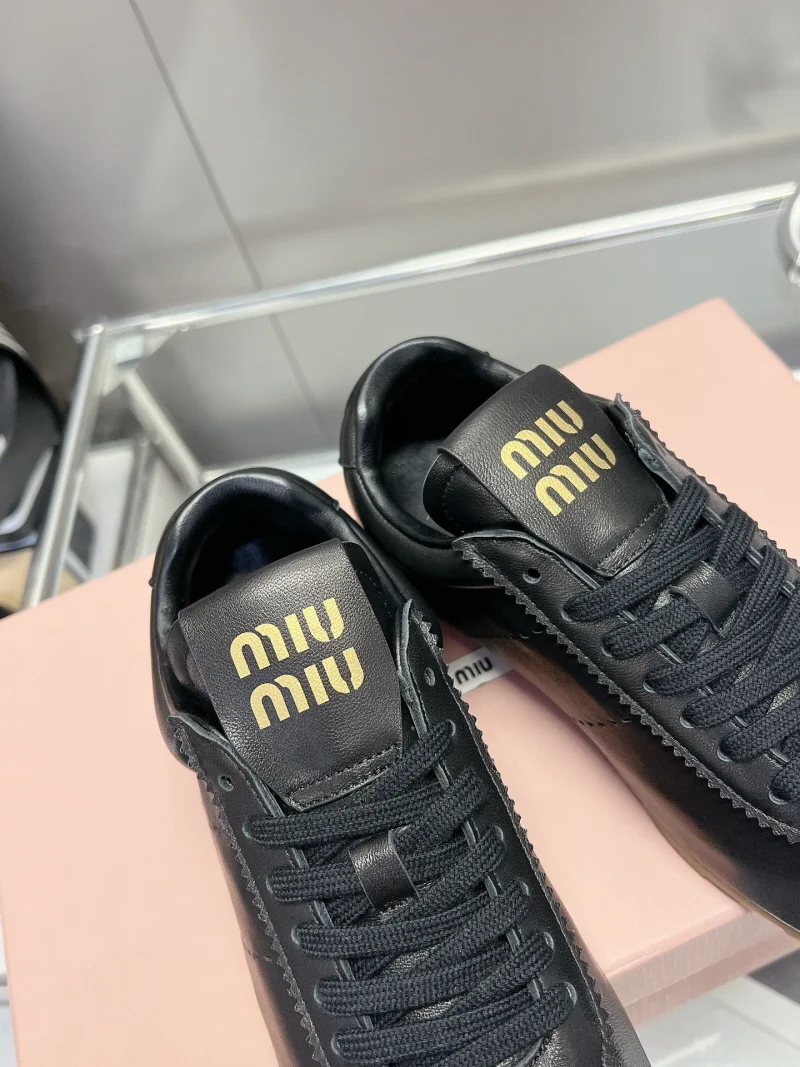 플룸 나파 가죽 스니커즈 상세