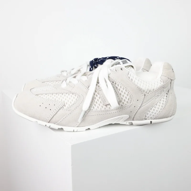 스웨이드 메쉬 스니커즈 상세