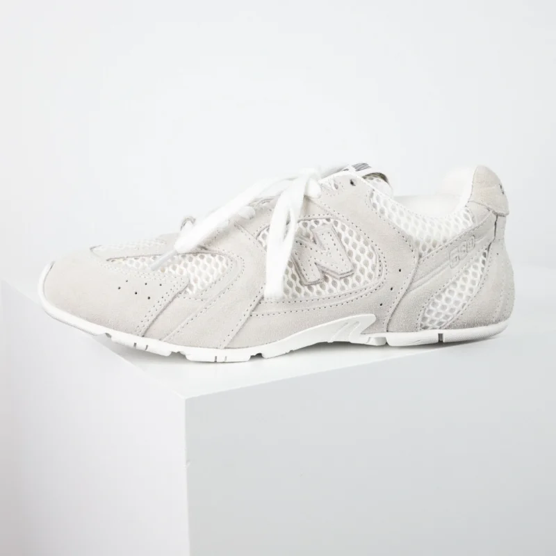 스웨이드 메쉬 스니커즈 상세